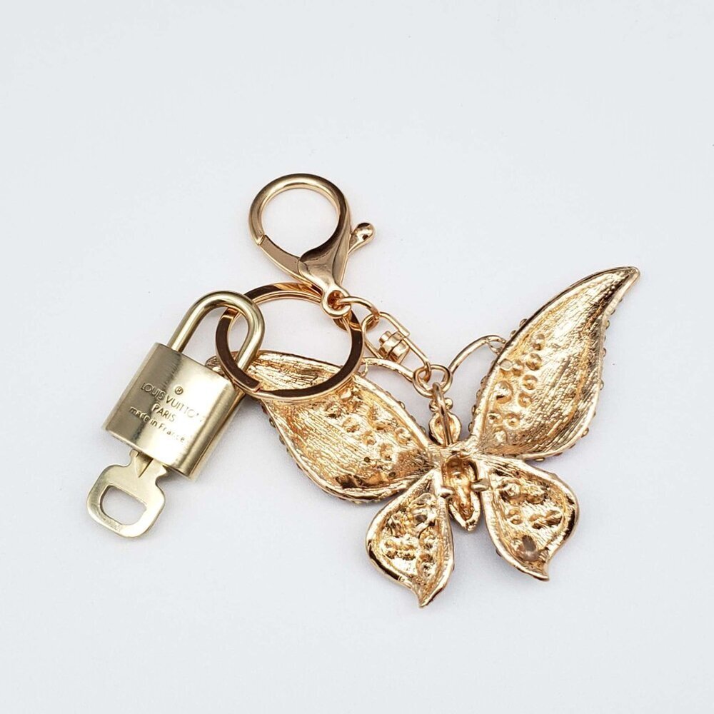 LV Gold Padlock & Key 🔒 Authentic Louis Vuitton Bag Unbranded Butterfly Charm - Picture 4 of 7